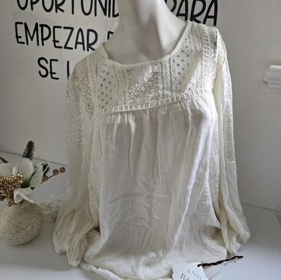 NWT Knox Rose Lace Detailing 3/4 Sleeve Top Color Ivory Size XXL - Picture 2 of 7